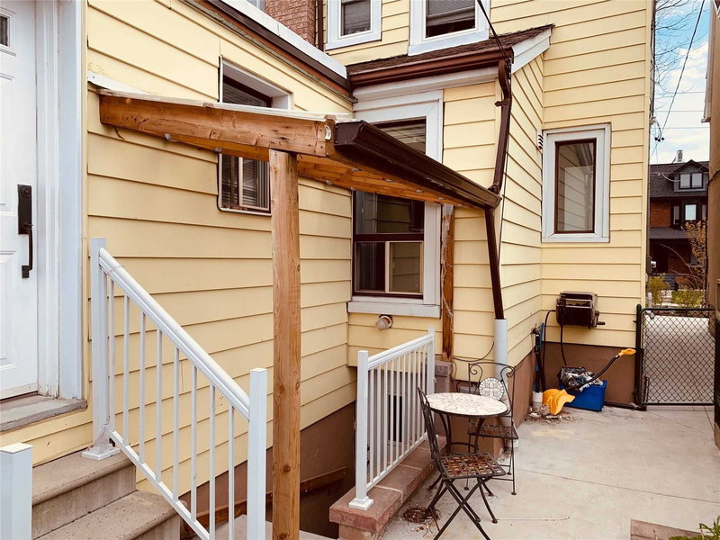 Bsmt - 458 Brock Ave, Toronto, M6H3N3 | Image 2