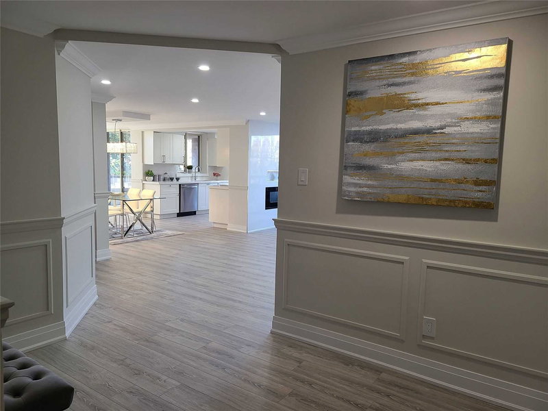 201 - 1210 Don Mills Rd, Toronto, M3B3N9 | Image 2