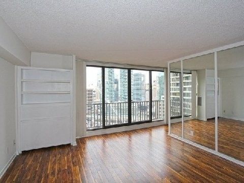 2815 - 33 Harbour Sq, Toronto, M5J2G2 | Image 3