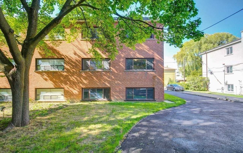 Lower - 19 Charlemagne Dr, Toronto, M2N4H7 | Image 3