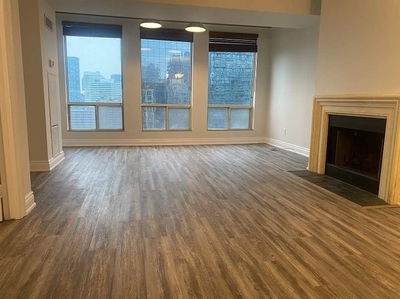 Unit Lph03 — 25 Grenville St, Toronto - Bay Street Corridor image-0-3
