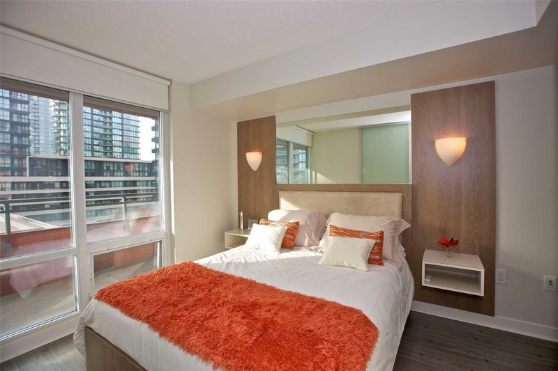 Room1