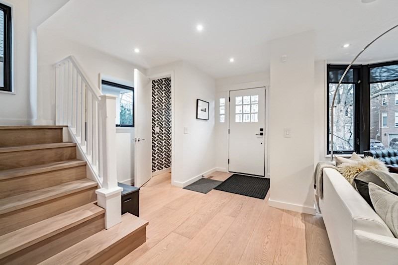 67 Gormley Ave, Toronto, M4V1Y9 | Image 3