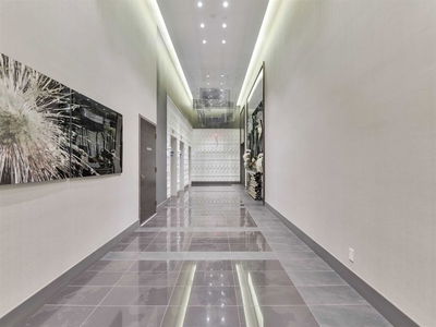 Unit 605 — 32 Davenport Rd, Toronto - Annex image-0-3