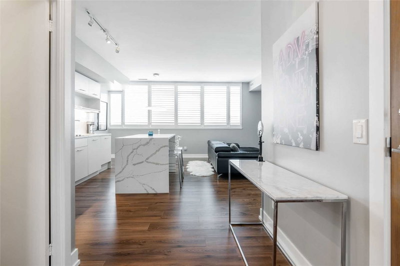 208 - 170 Chiltern Hill Rd, Toronto, M6C0A9 | Image 3