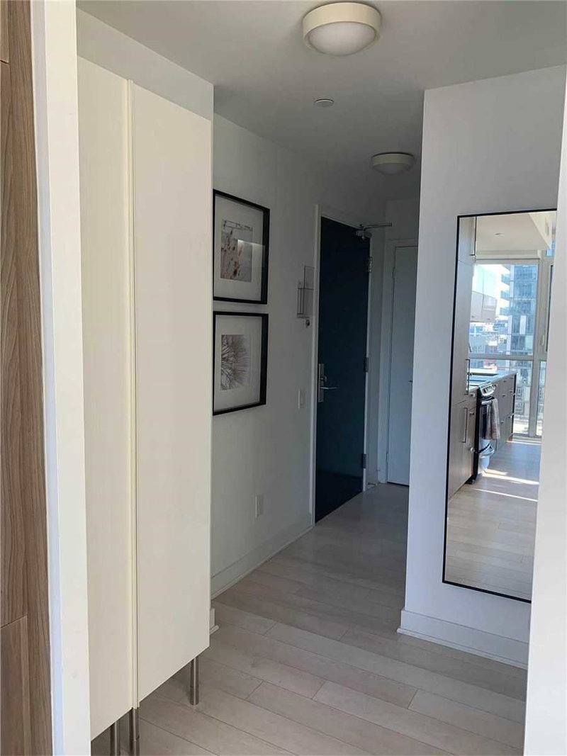 1111 - 290 Adelaide St W, Toronto, M5V 1P7 | Image 2