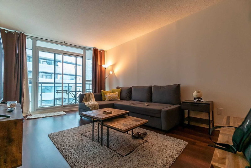 1908 - 19 Grand Trunk Cres, Toronto, M5J3A3 | Image 3