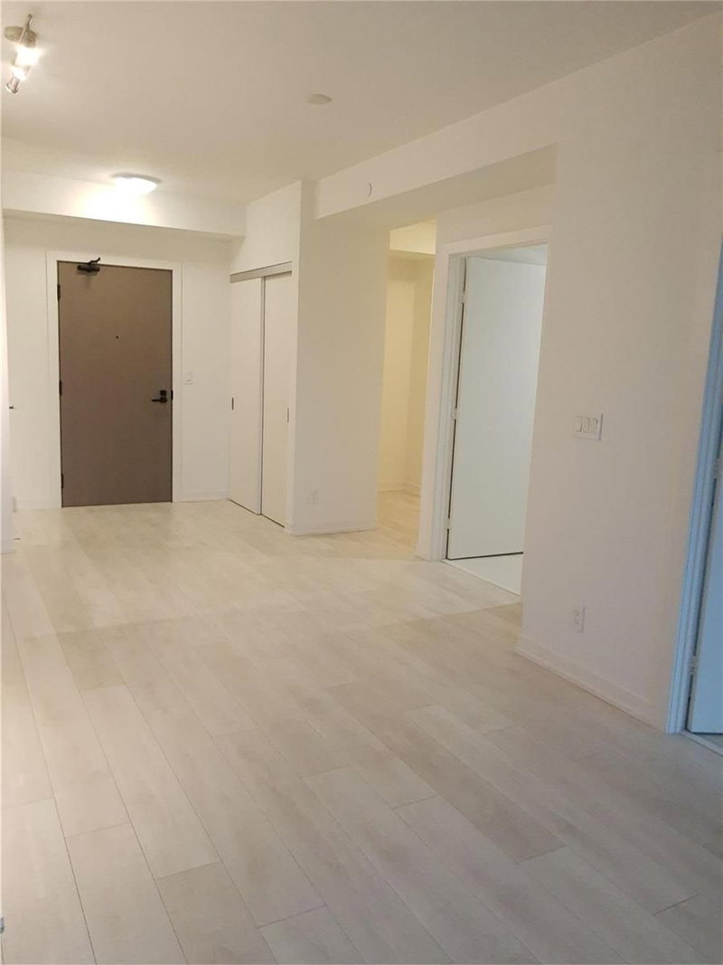 512 - 223 St Clair Ave W, Toronto, M4V 1R3 | Image 3