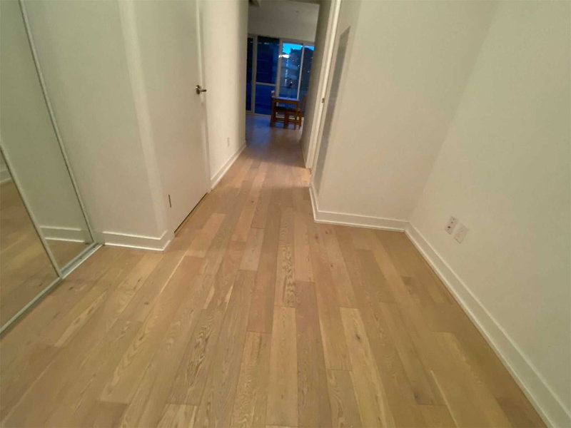 2501 - 20 Bruyeres Mews, Toronto, M5V0G8 | Image 3