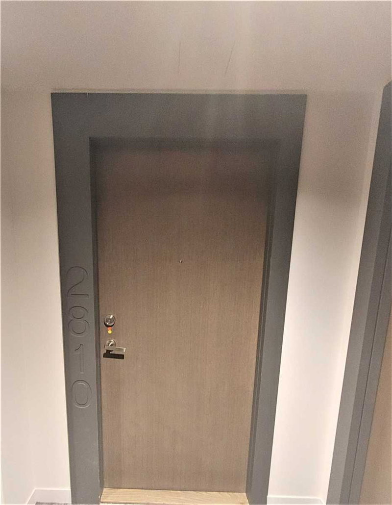 Room1