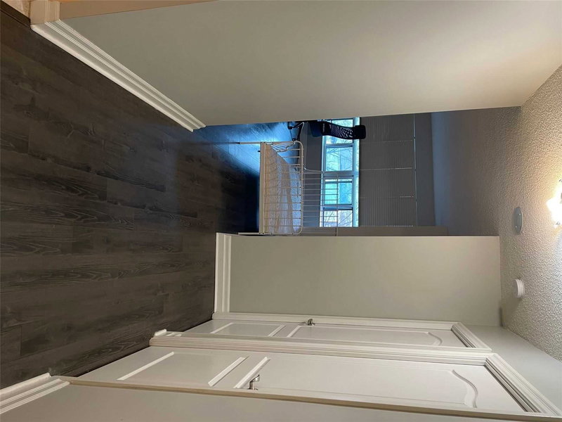 401 - 188 Doris Ave, Toronto, M2N6Z5 | Image 3