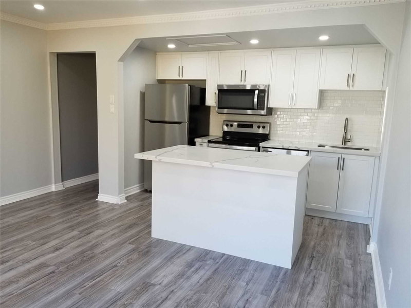 Upper - 33 Mitchell Ave, Toronto, M6J1C1 | Image 2