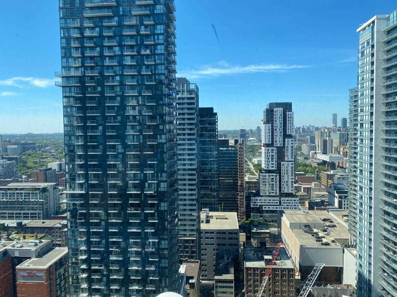 3907 - 125 Blue Jays Way, Toronto, M5V0N5 | Image 2