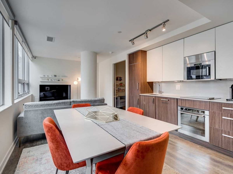 201 - 17 Dundonald St, Toronto, M4Y1K3 | Image 2