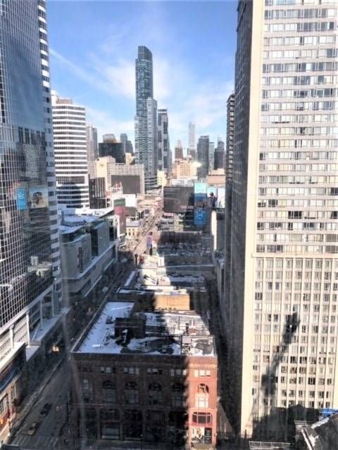 2001 - 197 Yonge St, Toronto, M5B1M4 | Image 2