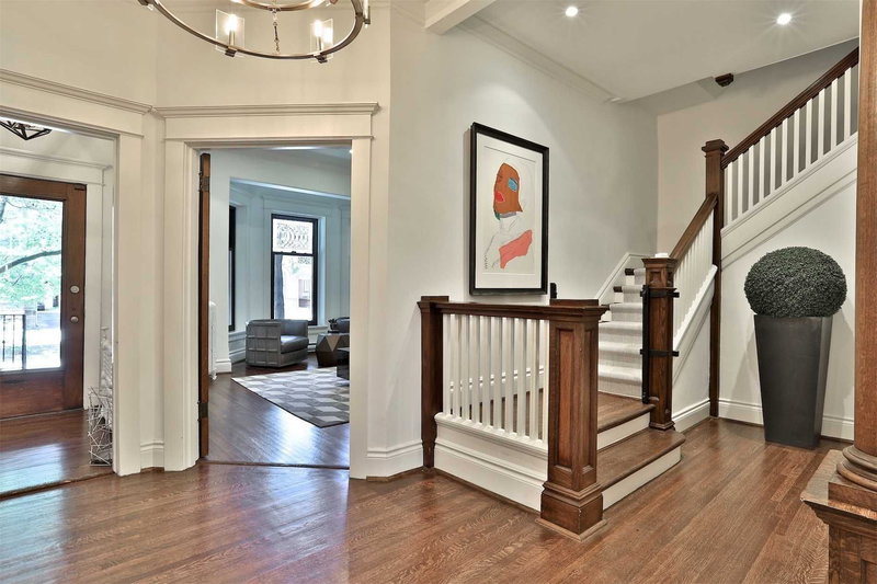 111 Bedford Rd, Toronto, M5R2K5 | Image 3