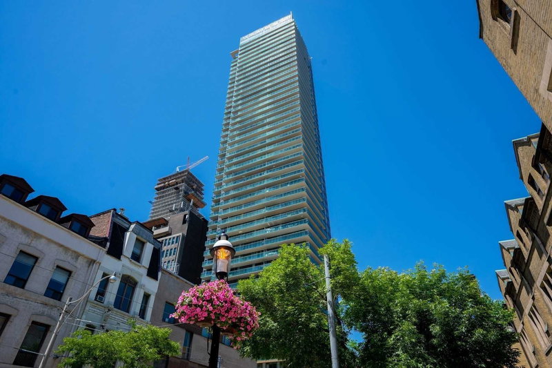 216 - 33 Lombard St, Toronto, M5C1L9 | Image 2