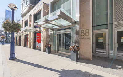 Unit 1608 — 88 Cumberland St, Toronto - Annex image-0-2