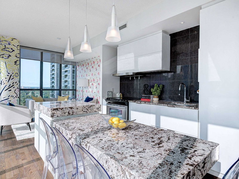 3206 - 101 Charles St E, Toronto, M4Y0A9 | Image 3