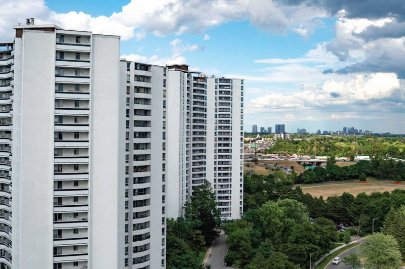 1515 - 50 Graydon Hall Dr, Toronto, M3A3A5 | Image 2