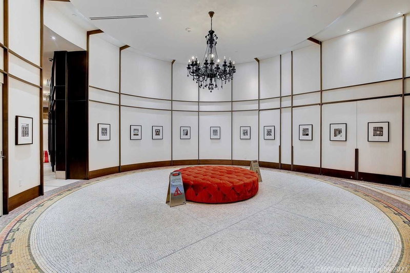 2709 - 197 Yonge St, Toronto, M5B1M4 | Image 2