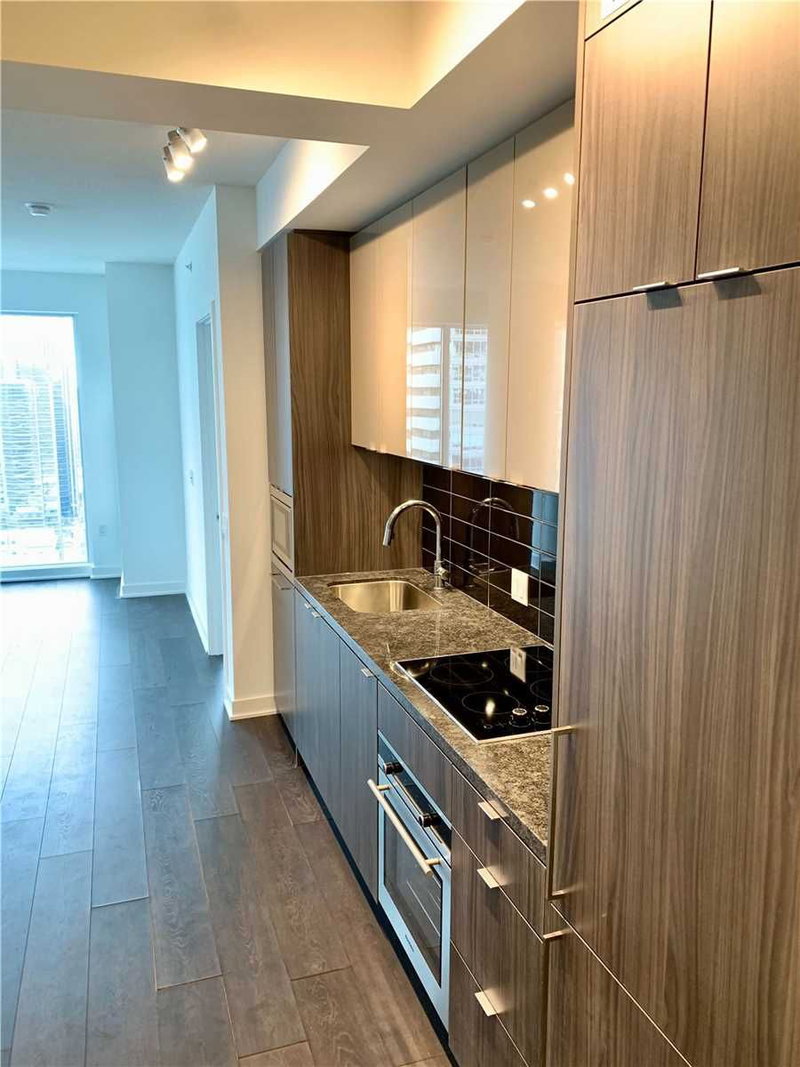 3808 - 125 Blue Jays Way, Toronto, M5V0C4 | Image 2