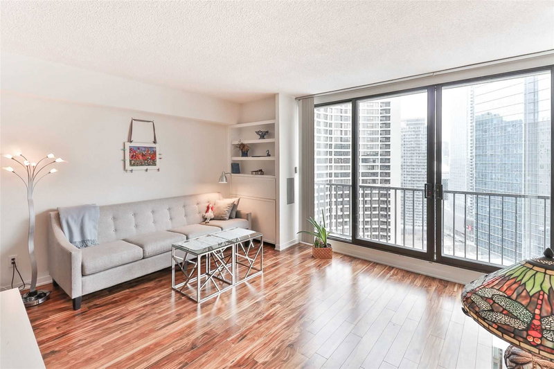 2815 - 33 Harbour Sq, Toronto, M5J2G2 | Image 2