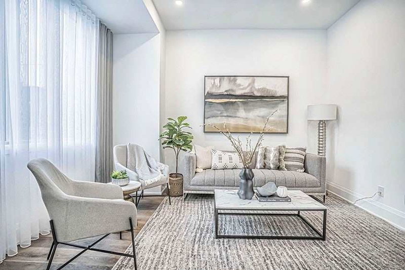 2 - 17 Greenbriar Rd, Toronto, M2K 0G7 | Image 3