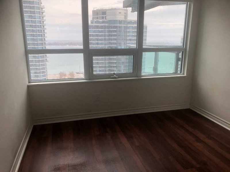 2910 - 19 Grand Trunk Cres, Toronto, M5J 3A3 | Image 2