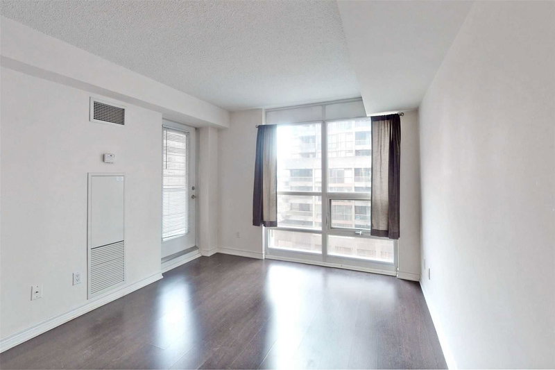 610 - 761 Bay St, Toronto, M5G2R2 | Image 3