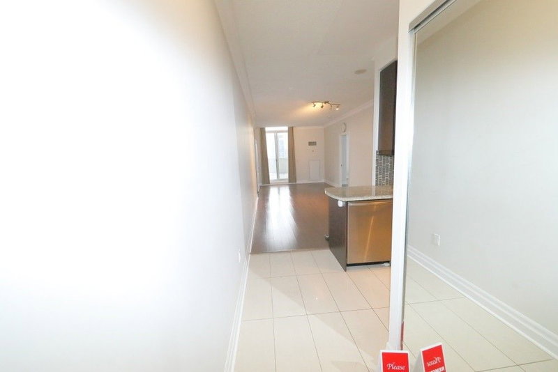 2804 - 35 Balmuto St, Toronto, M4Y0A3 | Image 3