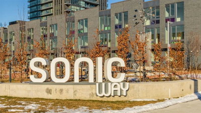 Townhouse sold at 26 Sonic Way, Toronto, Ontario, M3C 3Z2 - Flemingdon Park - MLS: C5146851