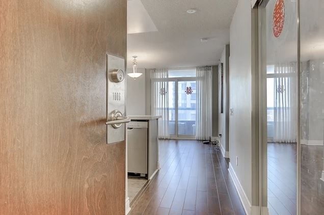 1006 - 5 Northtown Way, Toronto, M2N 7L4 | Image 2