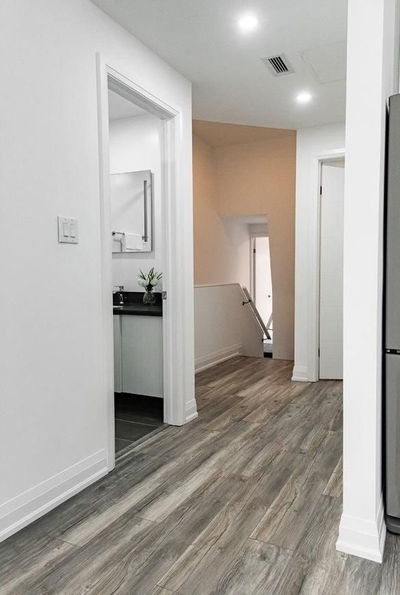 Unit 7 — 217 Jarvis St, Toronto - Moss Park image-0-1