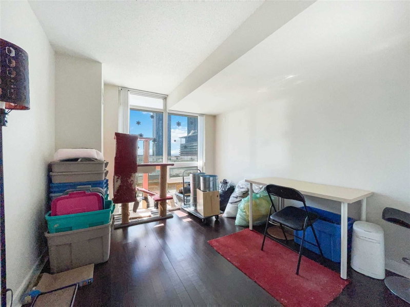 Room2