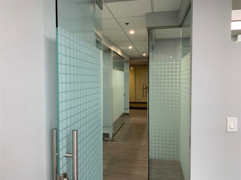 208 - 18 Wynford Dr, Toronto, M3C3S2 | Image 3