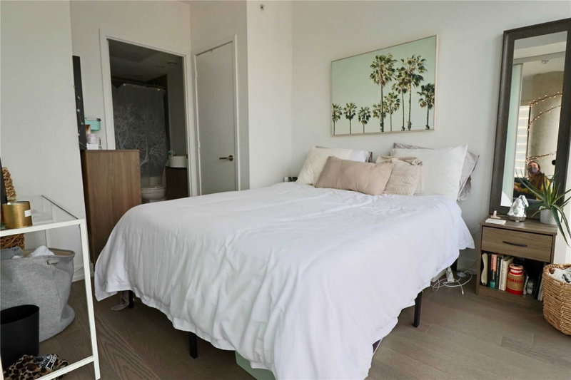Room1