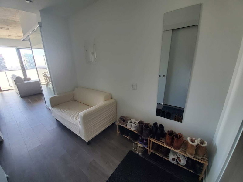 Room2