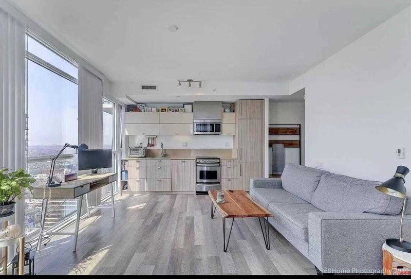 3311 - 290 Adelaide St W, Toronto, M5V1P6 | Image 2