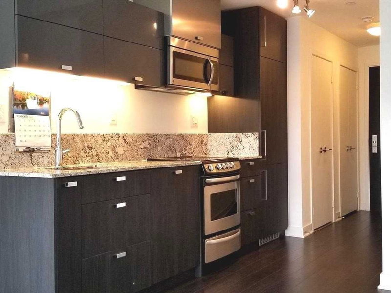 1003 - 290 Adelaide St W, Toronto, M5V1P6 | Image 3