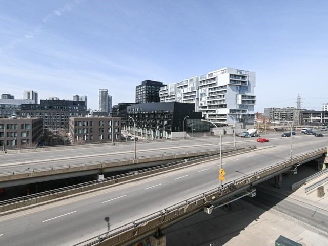 510 - 21 Lawren Harris Sq, Toronto, M5A0T4 | Image 3
