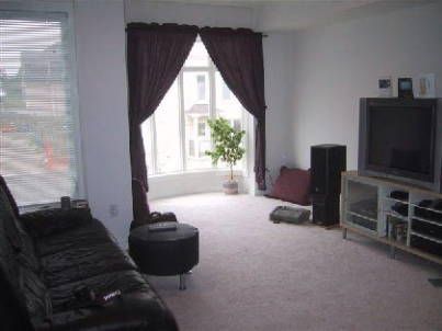 11 Humphrey Gate, Toronto, M3C4B8 | Image 2