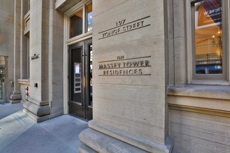 2905 - 197 Yonge St, Toronto, M5B1M4 | Image 2