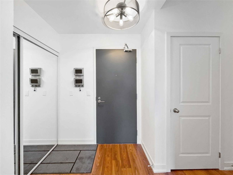 Room1