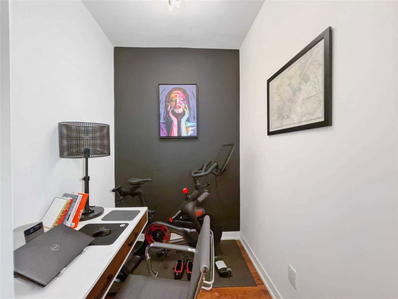 Room1