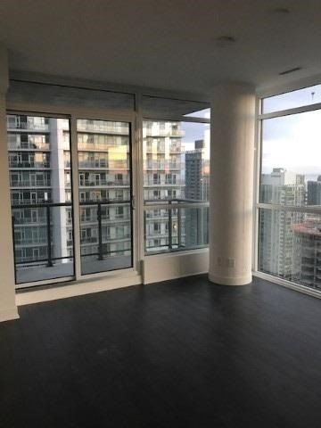 3901 - 290 Adelaide St W, Toronto, M5V1P6 | Image 2