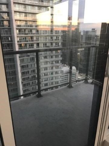 3901 - 290 Adelaide St W, Toronto, M5V1P6 | Image 3