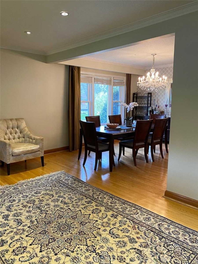 105 Betty Ann Dr, Toronto, M2N 1X1 | Image 3