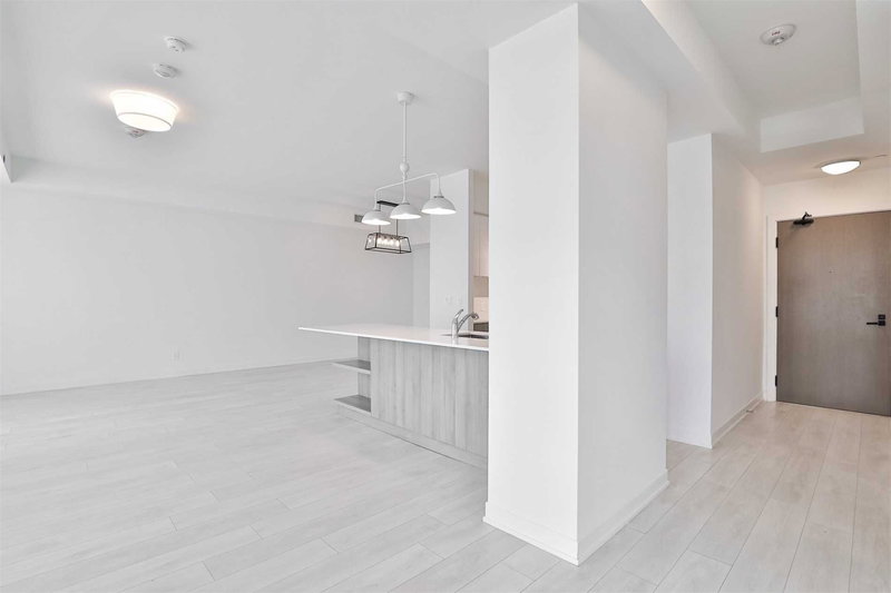 Th103 - 223 St Clair Ave W, Toronto, M4V1R3 | Image 3