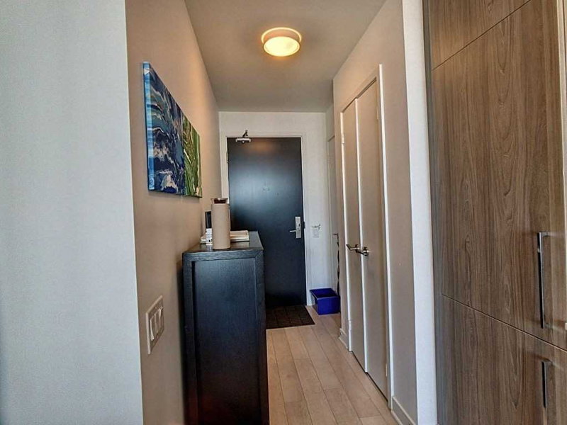 3102 - 290 Adelaide St W, Toronto, M5V0P3 | Image 2